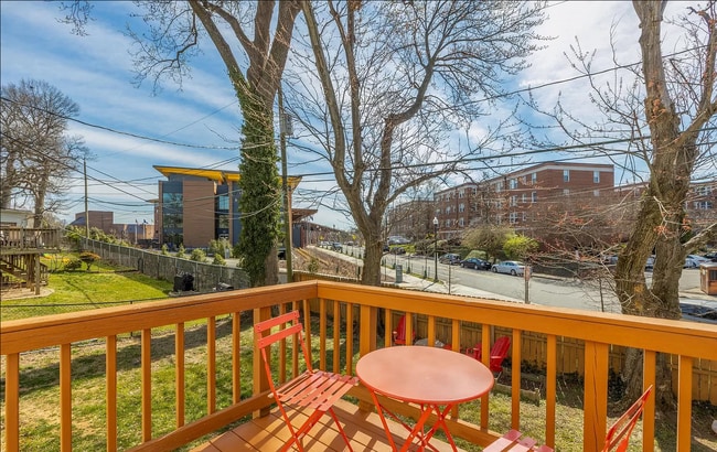 Building Photo - 3704 Arlington Blvd