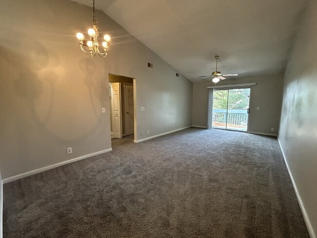 Building Photo - Apartment for Rent