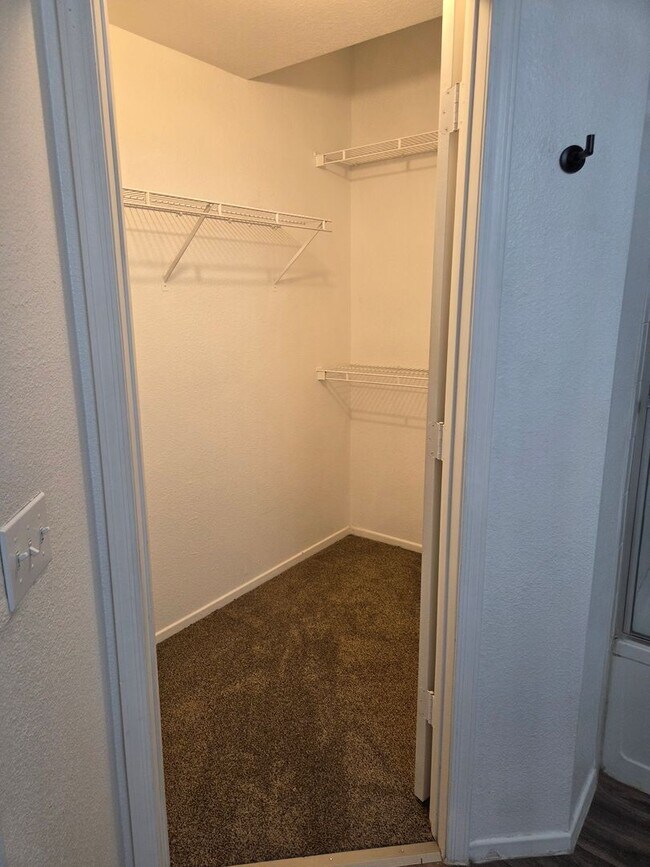 Building Photo - San Simeon Condo