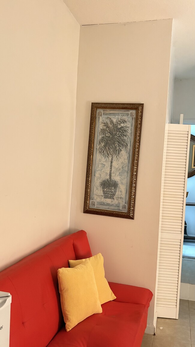 Building Photo - 13631 SW 136th Pl