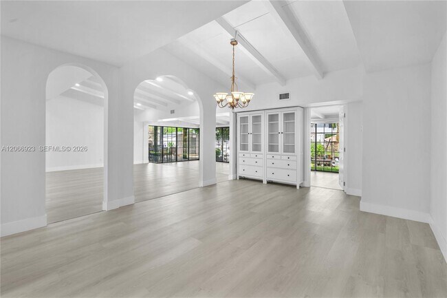 Building Photo - 2555 Nassau Ln