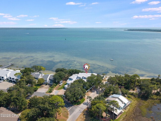 Building Photo - 3827 Mariner Dr