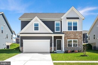 Building Photo - 114 Clerkenwell Dr