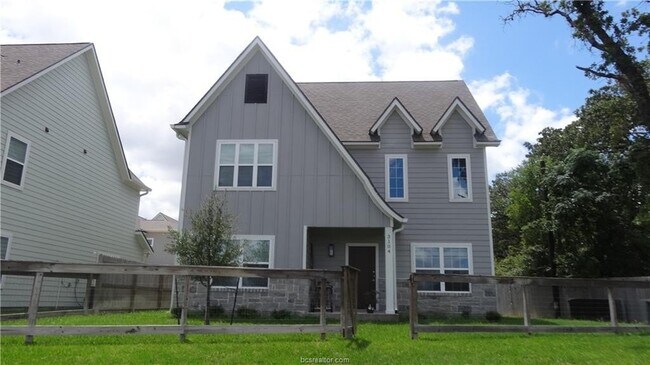 Building Photo - 3104 Green St