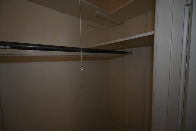 Building Photo - 1609diam