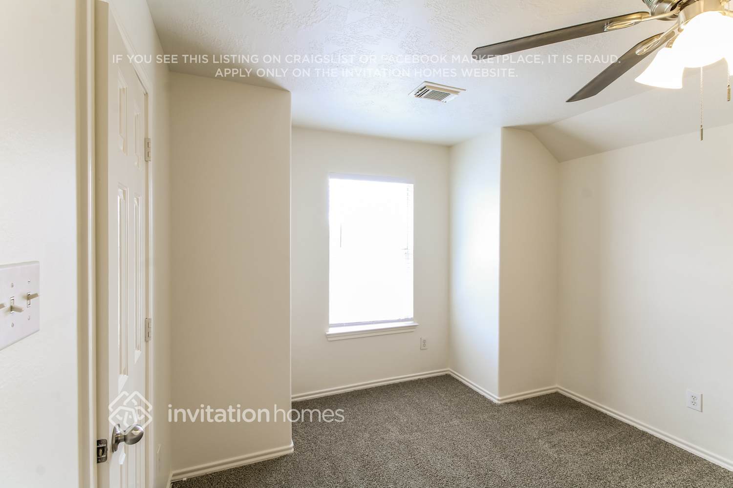 Building Photo - 2711 Eros Ln