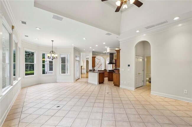 Building Photo - 2503 Regency Lake Dr