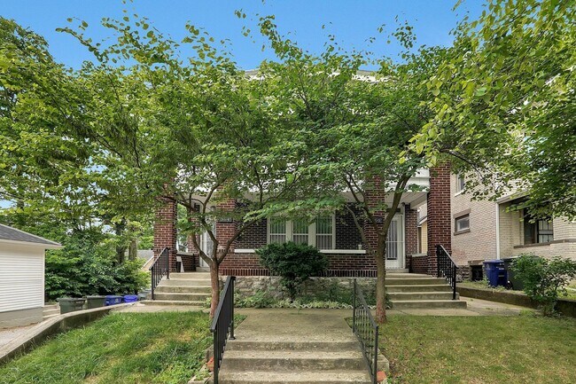 Building Photo - 366 Berkeley Rd