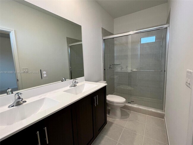 Building Photo - 18110 SW 148th Rd