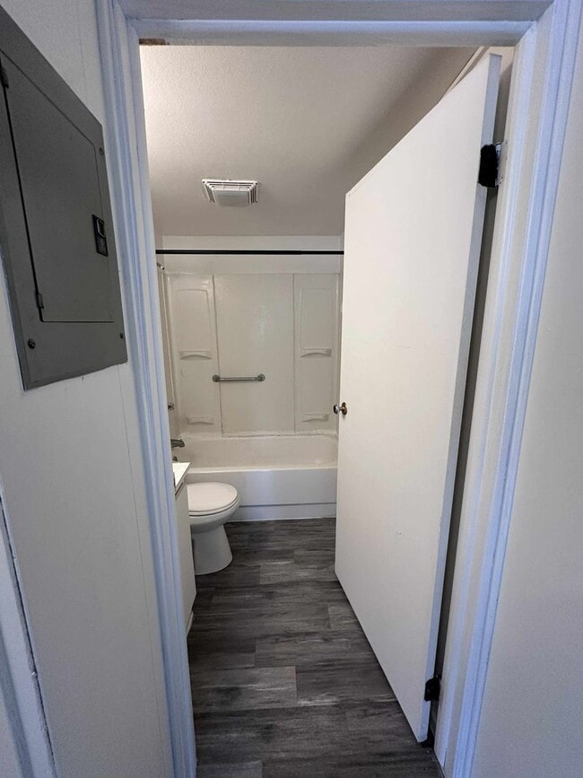 Building Photo - 12th Avenue Court