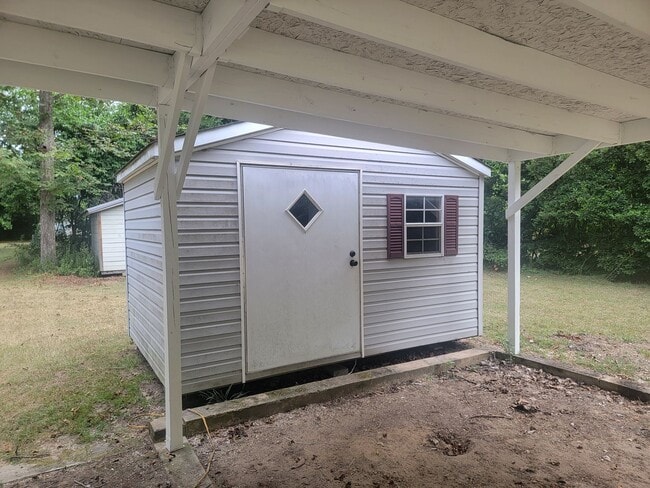Building Photo - Harlem - Columbia County