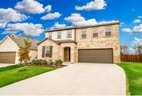 Building Photo - 1200 Lancaster Dr