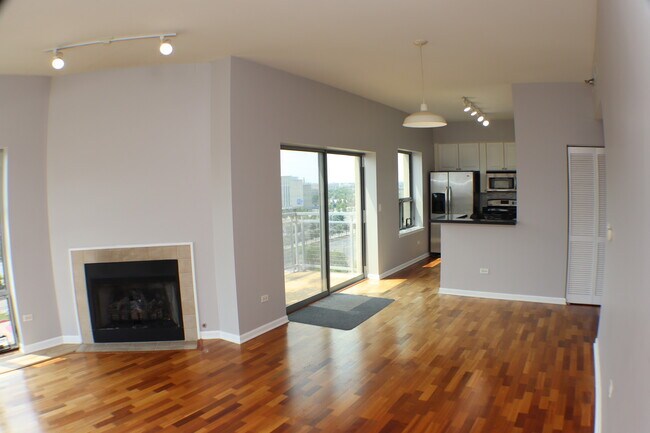 Building Photo - 100 N Hermitage Ave