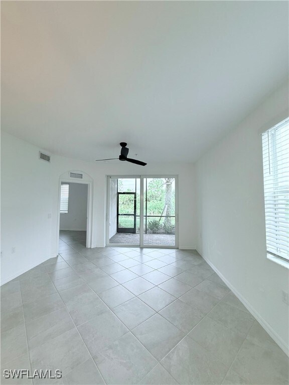 Building Photo - 14161 Heritage Landing Blvd