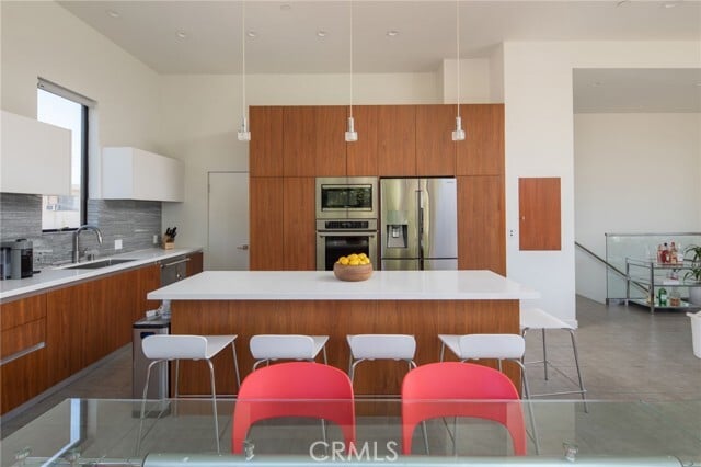 Building Photo - 1616 Amherst Ave