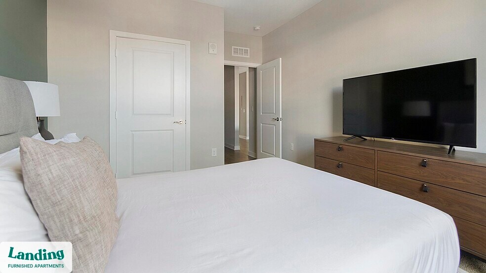 Building Photo - 215 Hunters Lk Wy