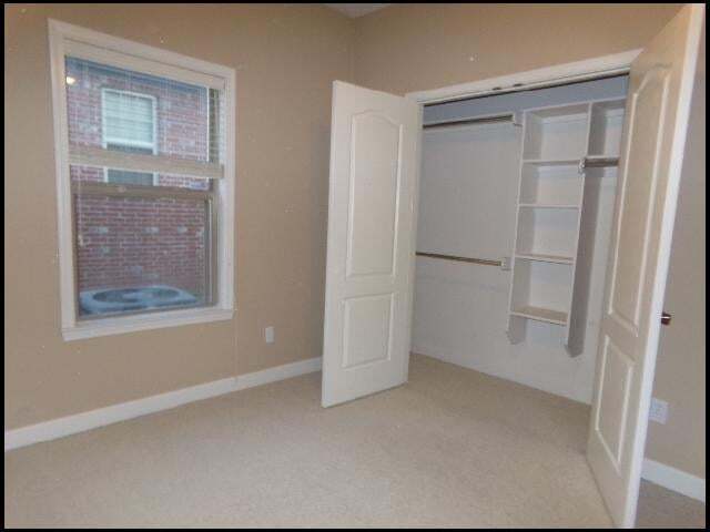 Building Photo - 2025 Glenn Arbor Ct