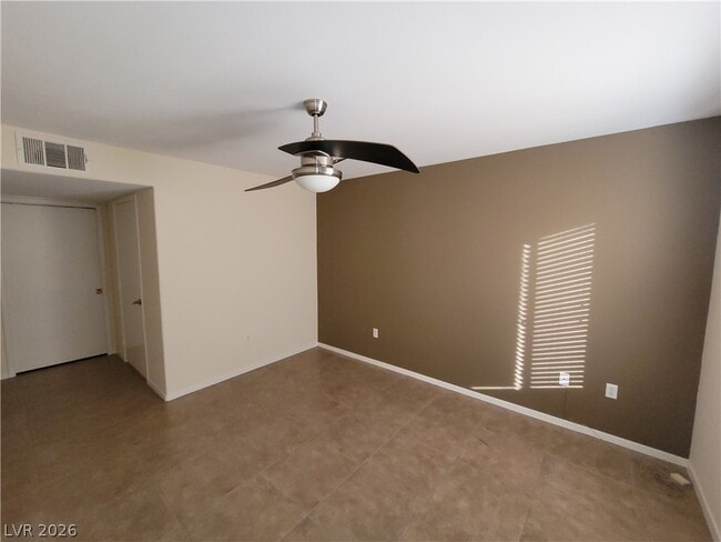 Building Photo - 5710 E Tropicana Ave