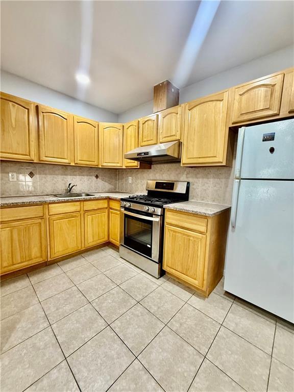 Building Photo - 82 Bay 17th St