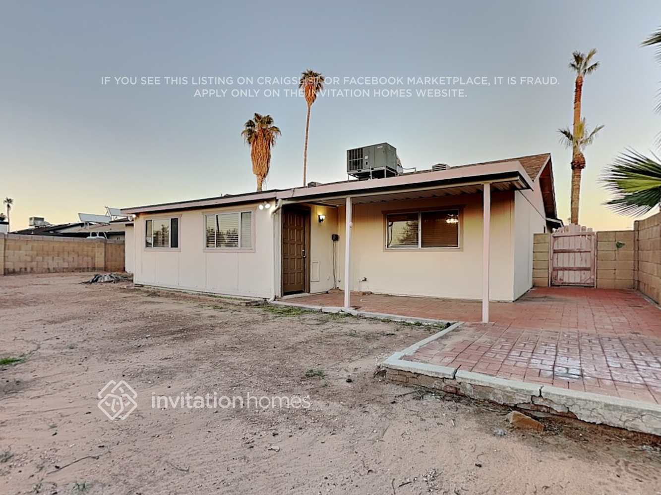Building Photo - 2412 S Cottonwood Dr