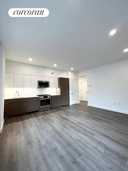 Building Photo - 124 Columbia Heights