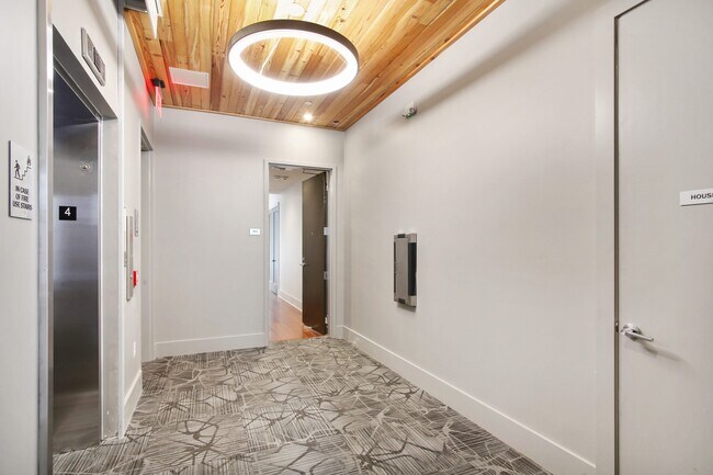 Hallways - 820 Union St
