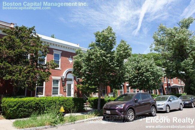 Building Photo - 1743 Commonwealth Ave