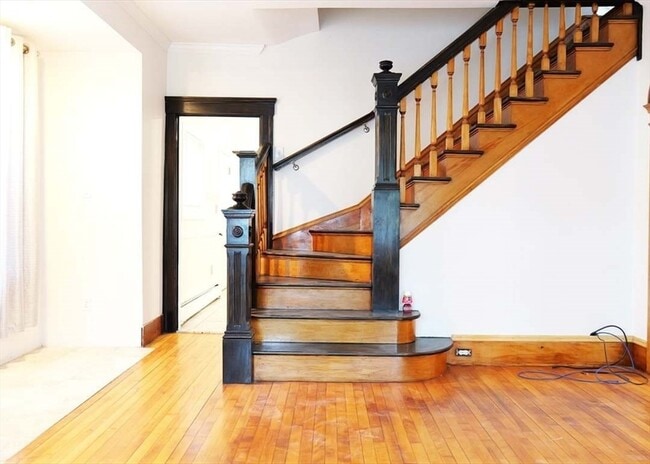 Building Photo - 21 Englewood Ave