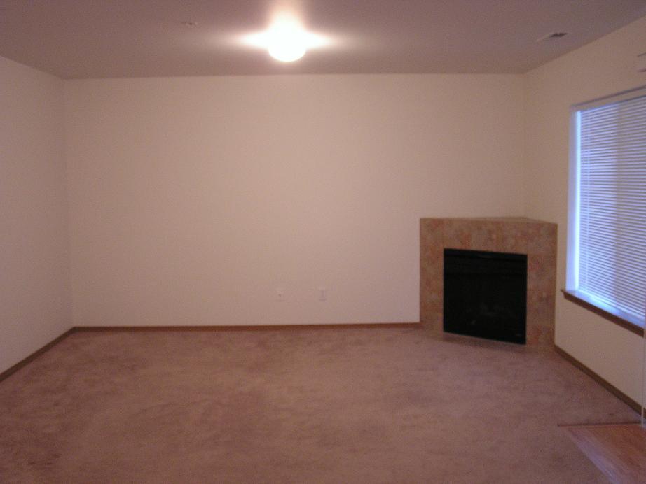 Building Photo - 48 Beacon Dr