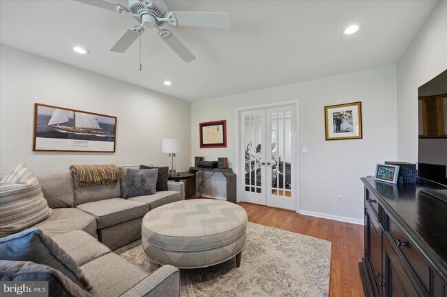 Building Photo - 531 Misty Hollow Ct