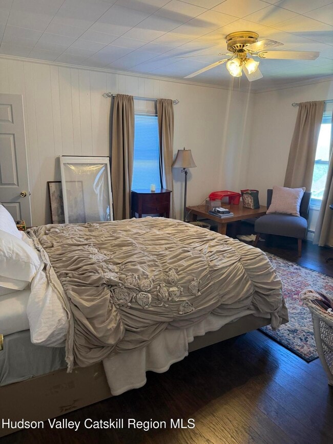 Building Photo - 129 Main St