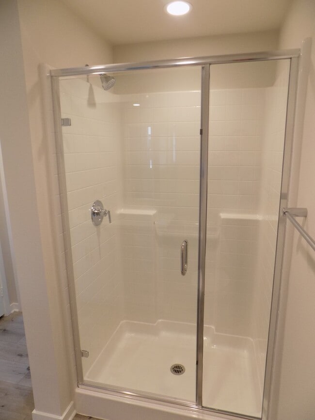 Building Photo - Beautiful 1 Bedroom 1 Bath Condo in Ranch ...
