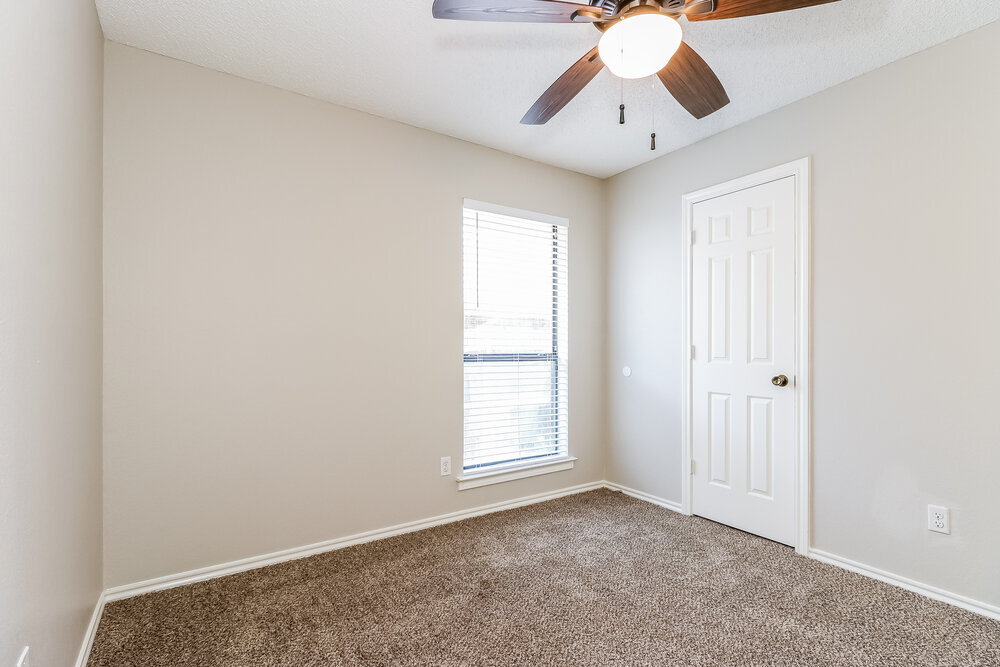 Building Photo - 4909 Barberry Dr