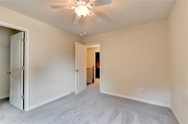 Building Photo - 1205 Apple Blossom Dr