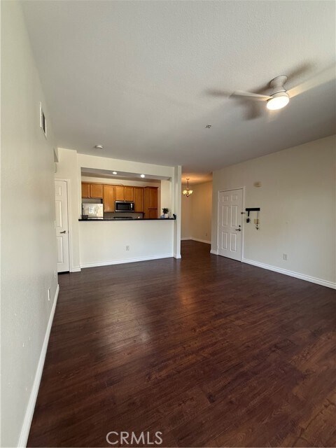 Building Photo - 375 Central