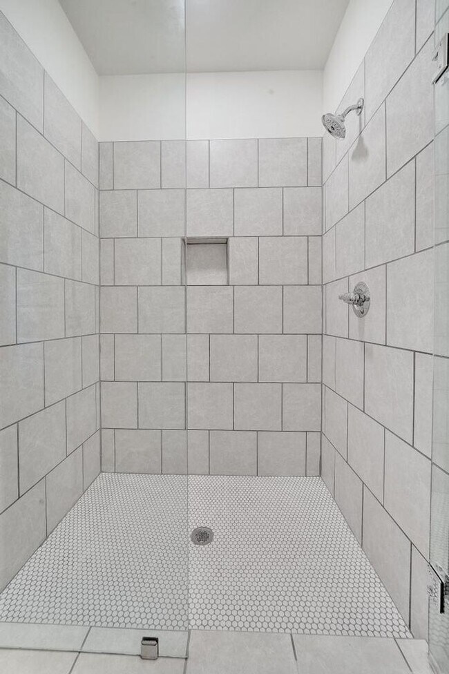 Building Photo - NEW Construction! Bonus OFFICE space! $100...