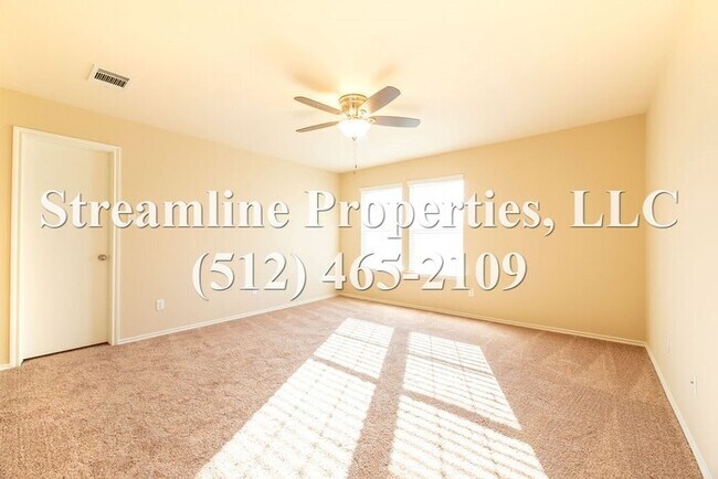 Building Photo - Beautiful 4 bedroom home in Del Valle!