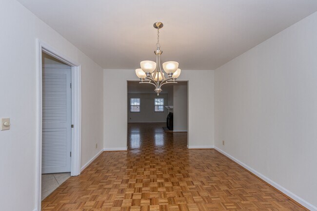 Floorplan - Indian Creek Apartments and Townhomes