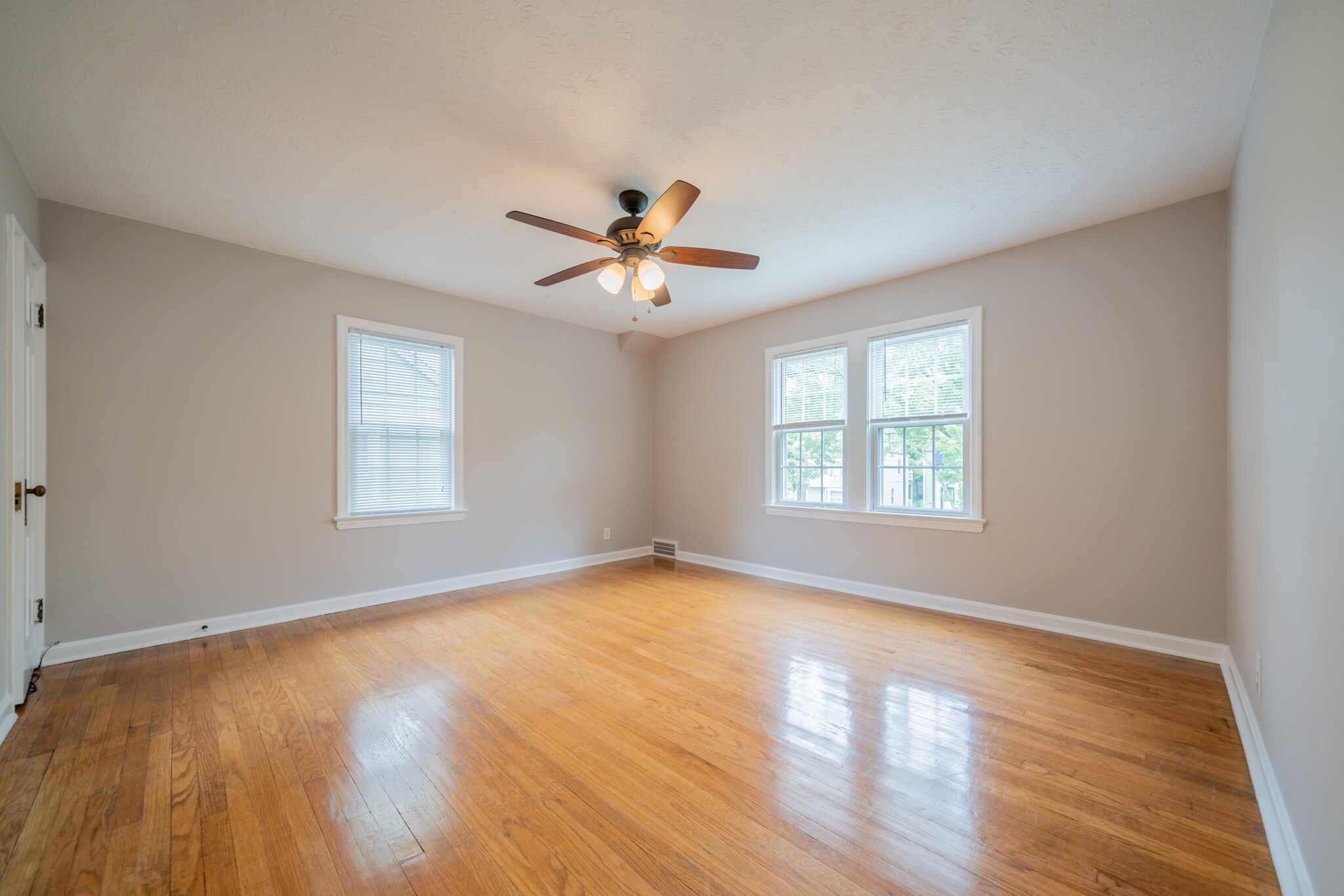 Building Photo - 1200 Brentwood Rd