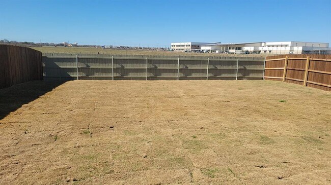 Building Photo - 541 Pickrell Lp