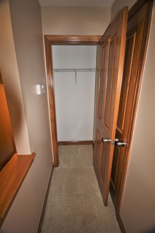 Building Photo - 2 Bedroom - Dublin