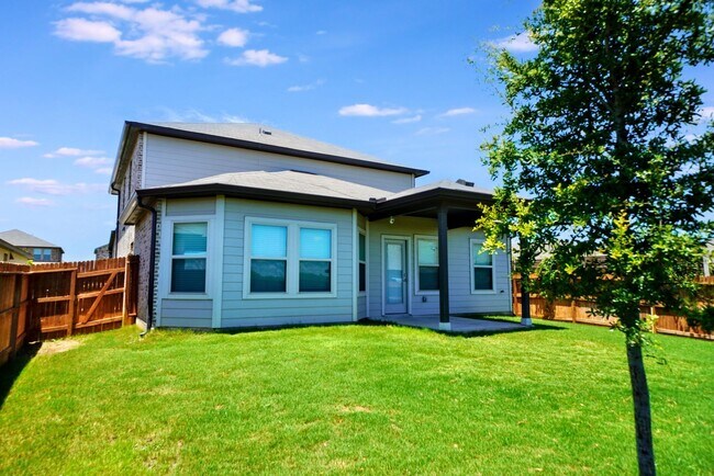 Building Photo - Beautiful Home Now Available in Orchard Pa...
