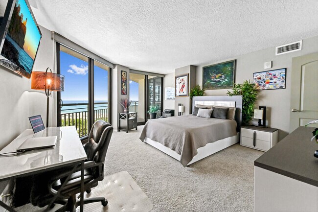 Building Photo - 3000 N Ocean Dr