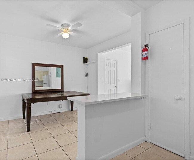 Building Photo - 744 85th St