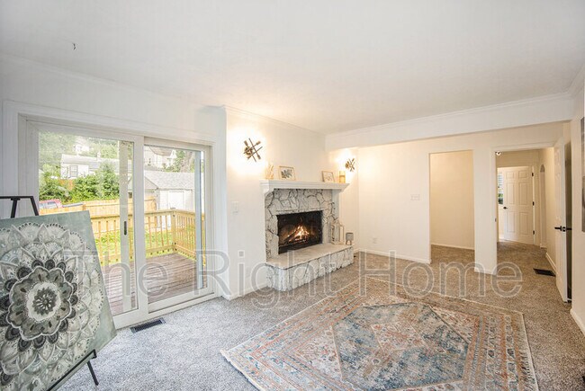 Building Photo - 3918 S 14th St