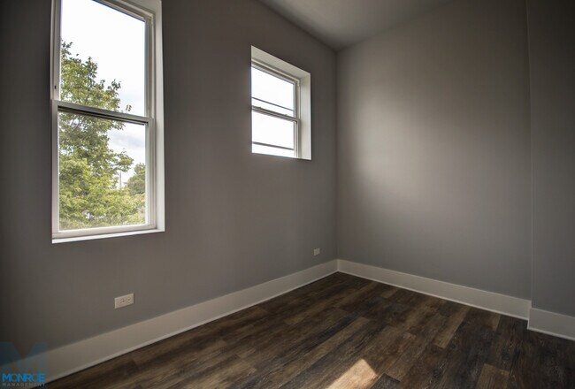 Floorplan - 1758 W. 21st Pl. / 2115 S. Wood St.