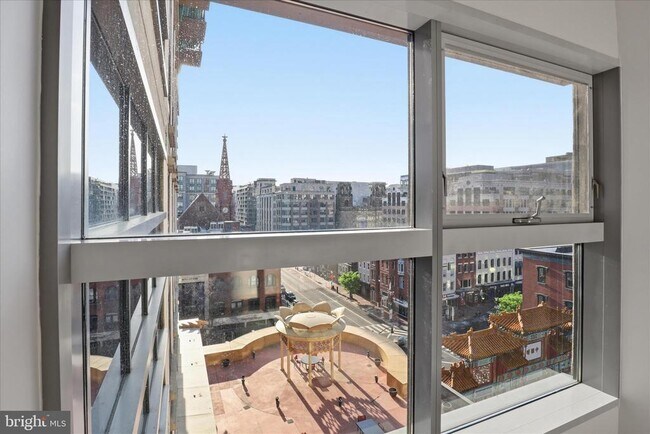 Building Photo - 777 7th St NW