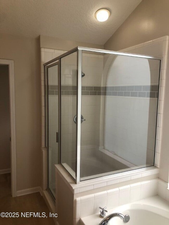 Building Photo - 12887 Dunns View Dr