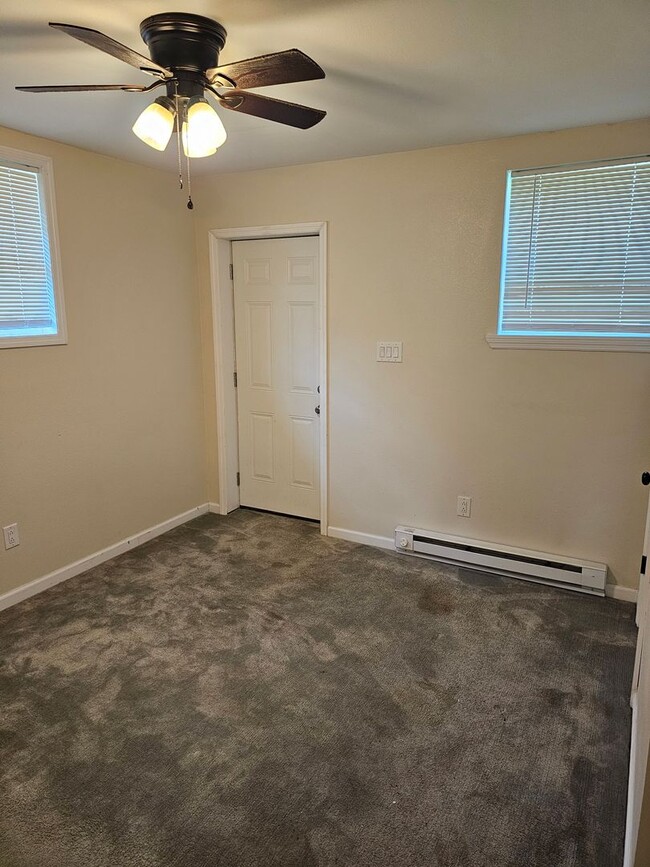 Building Photo - Cozy 1 bedroom,  1 bath $775