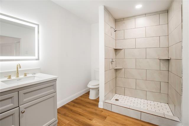 Building Photo - 4761 Meadowbrook Dr
